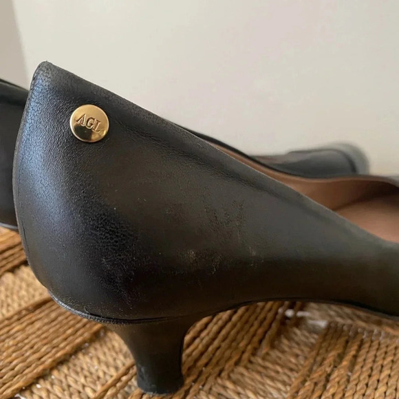 AGL Attilio Giusti Leombruni Cap Toe Pumps Women’s 38.5 Heels Black Leather - Picture 5 of 7